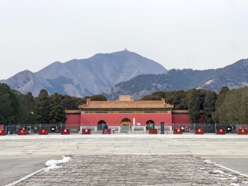 Beijing:Mini Group Great Wall+Ming Tomb Round Trip Transfers - Customer Ratings and Reviews