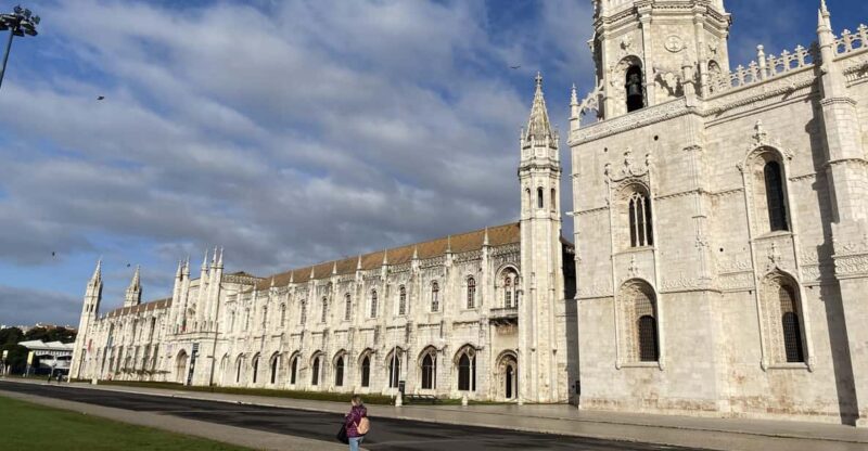 Belém & King Christ Statue Private Tour - Itinerary Highlights