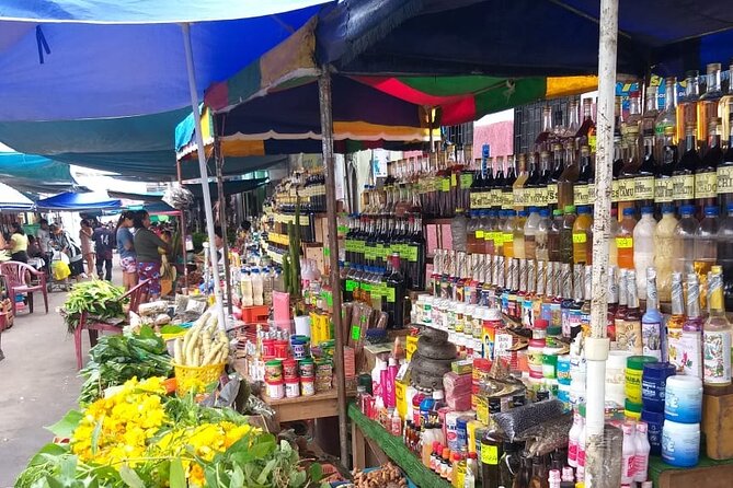 Belen Market and La Venecia Loretana Tour With A Local Guide - Exploring the Belen Market