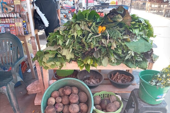 Belen Market & Floating City 2-3 Hour Private Tour - Explore Belen Market