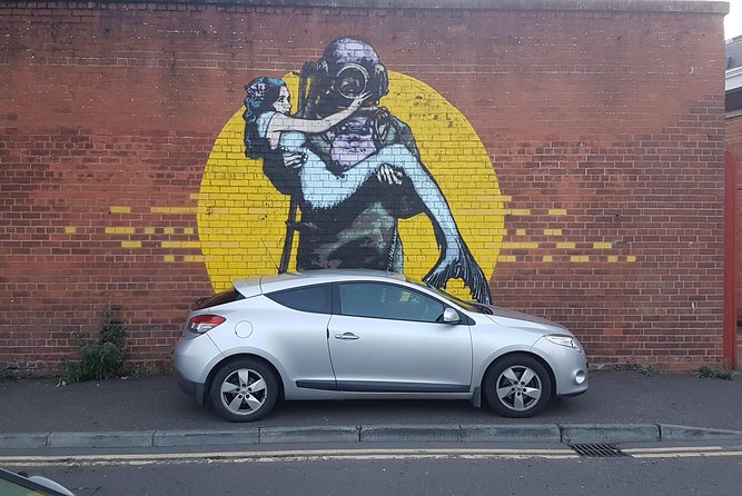 Belfast A Music and StreetArt Experience. Small Gr Walking Tour - Exploring Belfasts Street Art