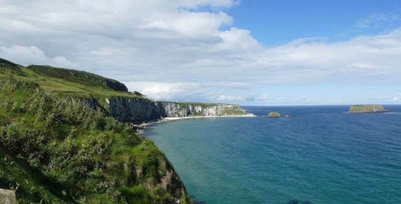 Belfast & Giants Causeway: 2-Day Rail Tour From Dublin - Inclusions