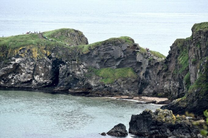 Belfast & Giants Causeway: 2-Day Rail Tour From Dublin - Frequently Asked Questions