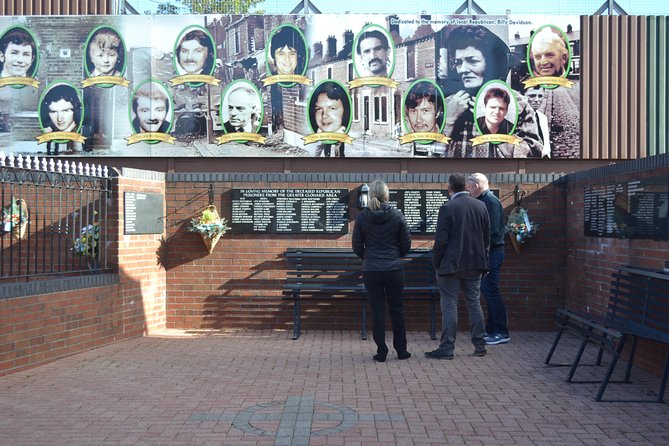 Belfast Iconic Mural Taxi Tour Private 2hr Adventure - Tour Booking