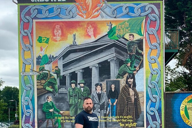 Belfast Taxi Tours Original Drivers Who Worked Throughout the Troubles 2hrs - Exploring Belfasts Iconic Landmarks