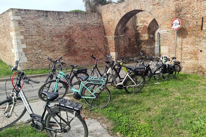 Belgrade E-Bike Tour: Power Glide! - Transportation and Gear