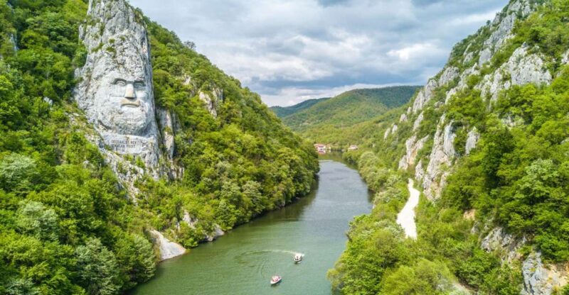 Belgrade: Iron Gate National Park Tour With 1-Hour Speedboat - Itinerary Highlights