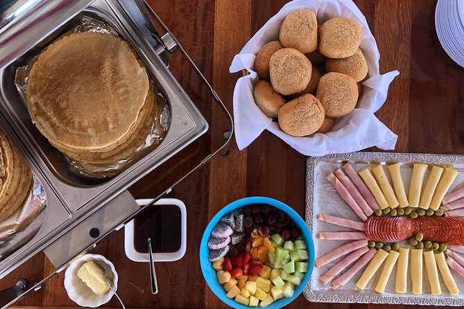 Bella Brunch at the Lady Bellaïs With Snorkeling and Rope Swing - Onboard Cuisine and Beverages