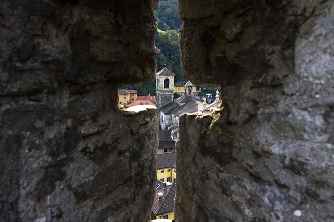 Bellinzona Private Walking Tour With Professional Guide - Meeting and Pickup