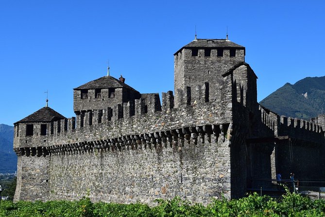 Bellinzona Private Walking Tour With Professional Guide - Historical Highlights