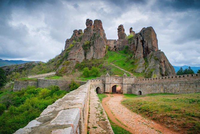 Belogradchik Rocks & Venetsa Cave/Small Group Bigger Experience - Belogradchik Rocks