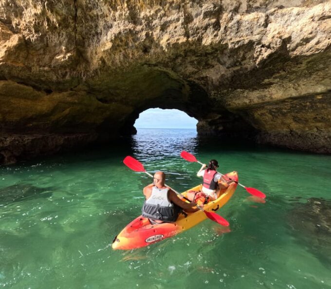 Benagil: 1:30hour Kayak Rental With Private Parking - Group Size and Languages