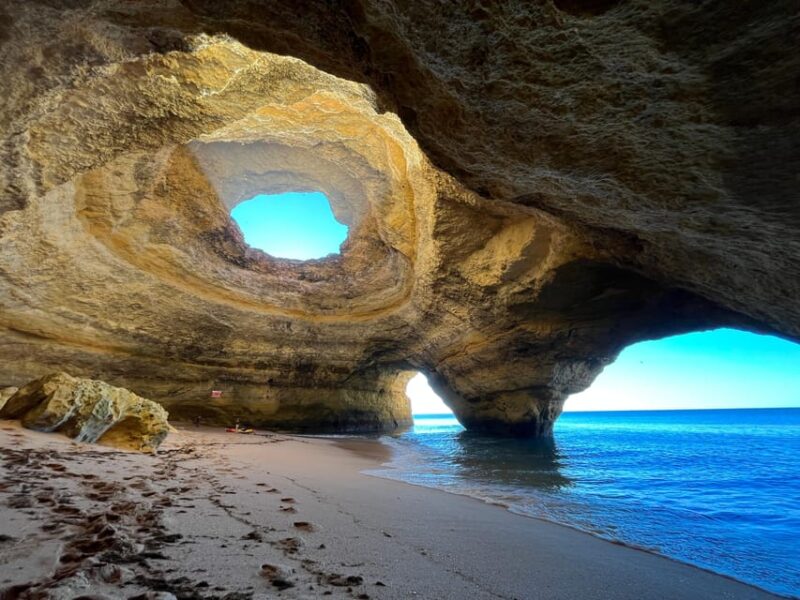 Benagil Kayak Tour: Explore Secret Caves - Inclusions and Equipment