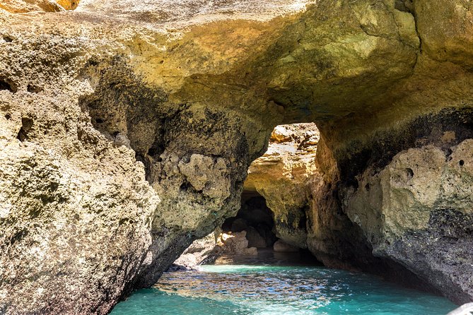 Benagil Long Boat Tour (From Carvoeiro to Praia Da Marinha) - Group Size and Accessibility