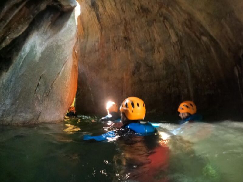 Benahavís: Canyoning Guided Tour at Guadalmina River - Itinerary and Highlights