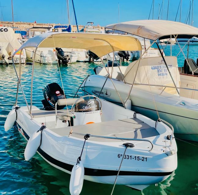 Benalmadena: Boat Rental Without a License - Passenger Restrictions