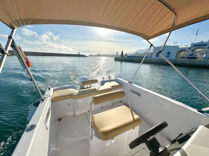 Benalmádena: Costa Del Sol License-Free Boat Rental - Frequently Asked Questions