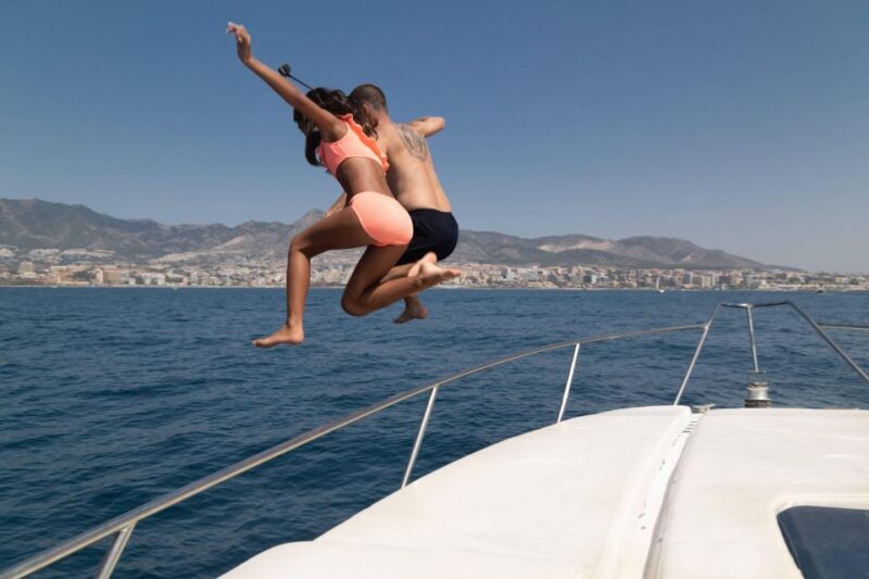 Benalmadena: Private Boat Trips - Yacht and Amenities