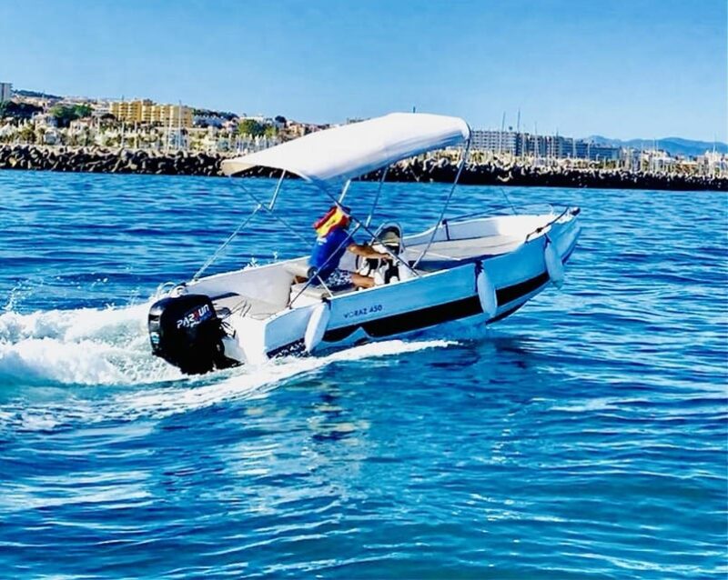 Benalmádena: Rent Boat Without License for Dolphin Watching - Rental Details