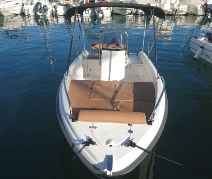 Benalmádena: Rent Boat Without License for Dolphin Watching - Boat Rental Process and Requirements