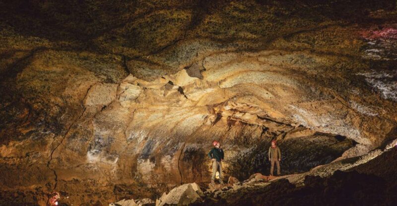 Bend: Starlight Cave Tour & Stargazing - Inclusions