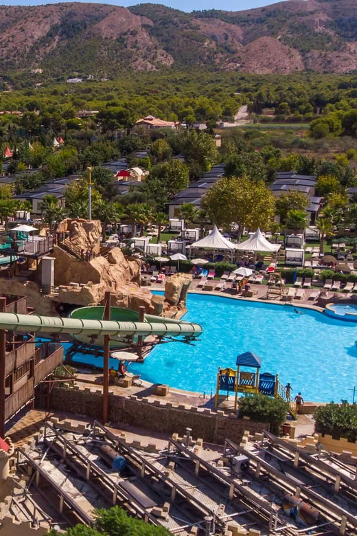 Benidorm: Magic Robín Hood Entry Ticket - Food and Beverage Offerings
