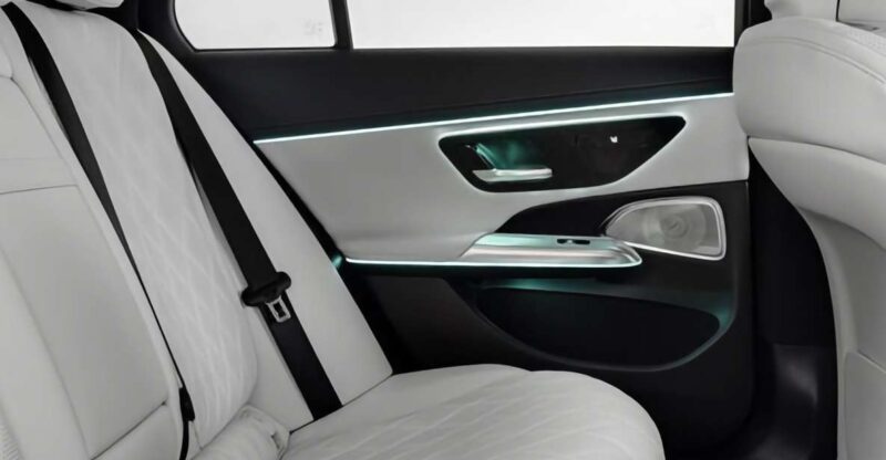 Benz E Class From Mohammedv Airport to Your Hotel Casablanca - Key Points
