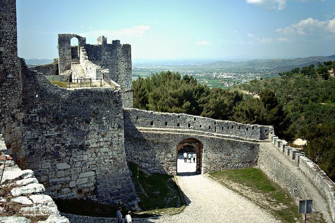 Berat - Day Tour by ADRIATIK TOURS LLC - Berat Castle