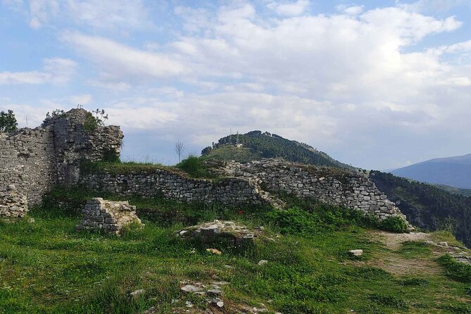 Berat - Unesco Heritage & Wine Tasting, Private Tour From Tirana - Lunch at Traditional Restaurant