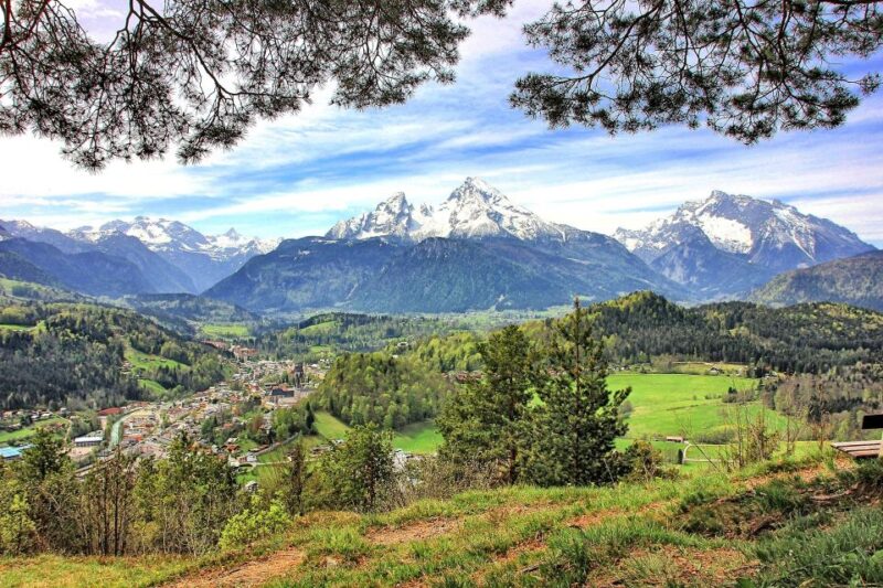 Berchtesgaden: Private Guided Walking Tour - Recommended Attire and Footwear