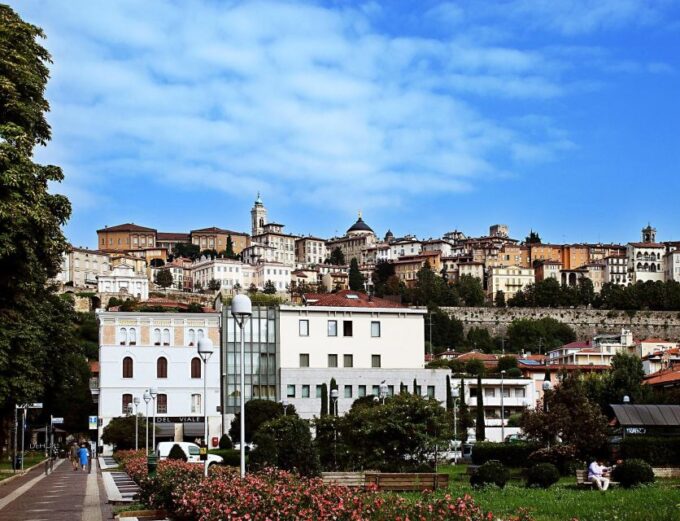 Bergamo: 2.5-Hour Private Tour of the Lower Town - Exploring the Lower Town
