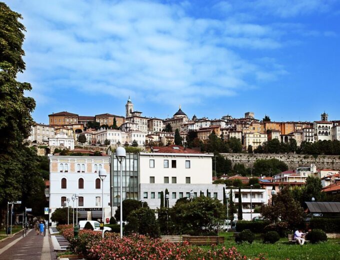 Bergamo: 2.5-Hour Private Upper Town Tour - Meeting Point and Arrival