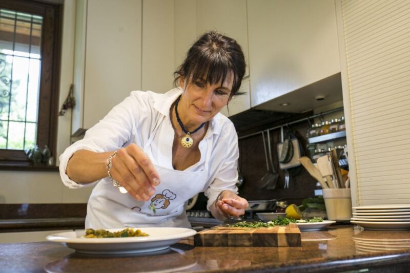 Bergamo: Dining Experience at a Locals Home - Cooking and Dining Features