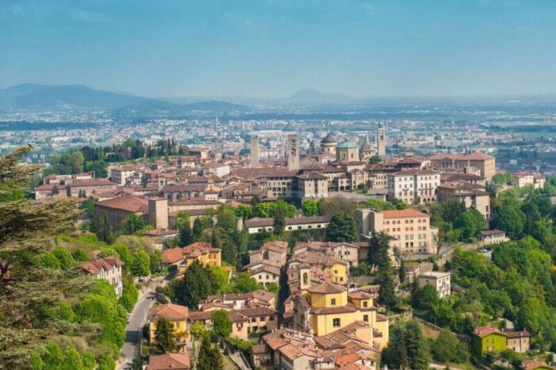 Bergamo: Private Custom Tour With a Local Guide - Tour Features and Customization