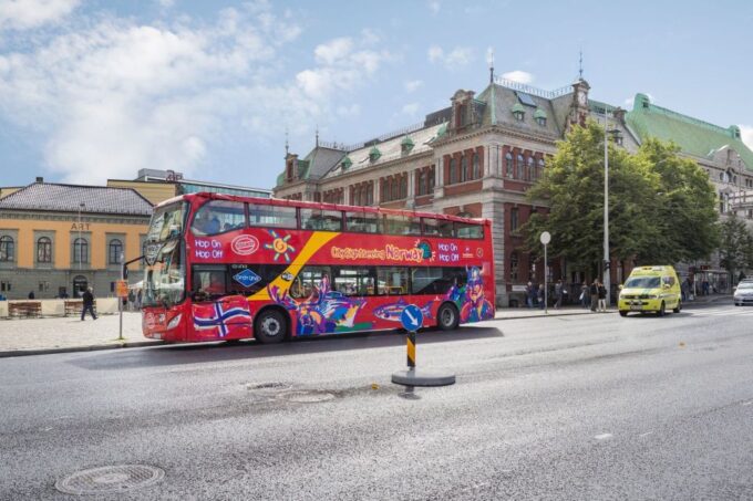 Bergen: City Sightseeing Hop-On Hop-Off Bus Tour - Ideal for Cruise Passengers