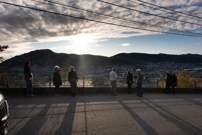 Bergen: Guided Minibus Tour With Photo Stops & Bryggen Tour - Transportation Details