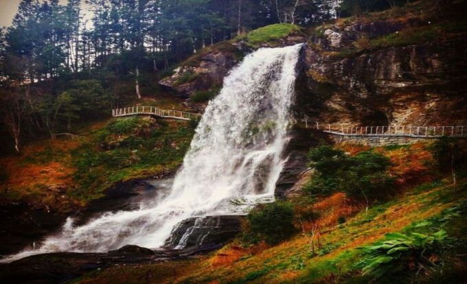 Bergen: Hardangerfjord, Voss Gondola, and 4 Great Waterfalls - Breathtaking Landscape