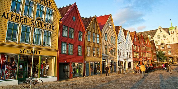 Bergen Private City Small-Group Sightseeing Shore Excursion 2025 - Sightseeing Experiences