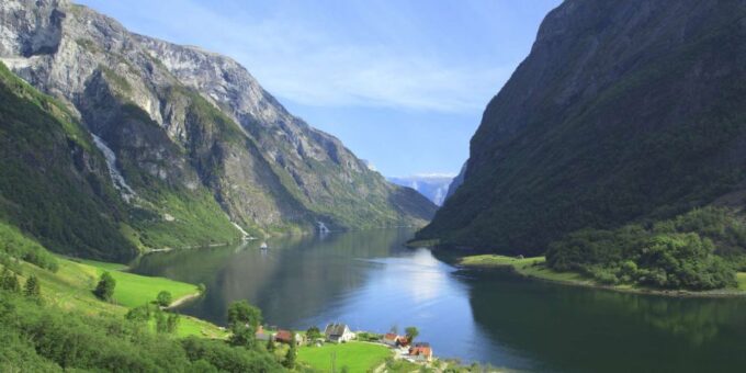 Bergen: Private Day Tour, Nærøyfjord Cruise and Flåm Railway - Recap