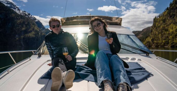 Bergen: Private Evening Yacht Cruise With Snacks and Wine - Recap