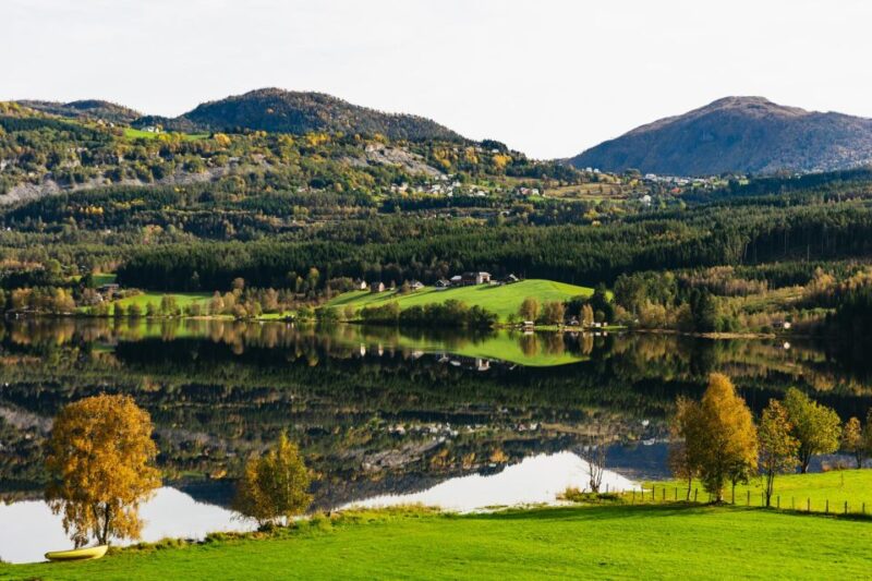Bergen: Self-Guided Round-Trip Full-Day Excursion - Key Points