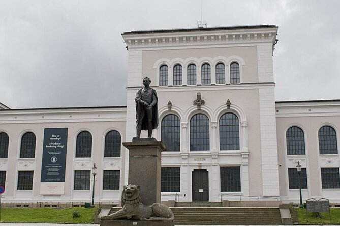 Bergens University District: A Self-Guided Audio Tour - Key Points