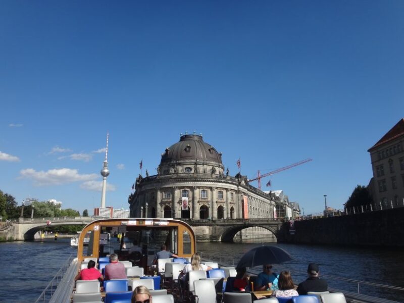 Berlin: 1-Hour City Sightseeing River Cruise - Meeting Point