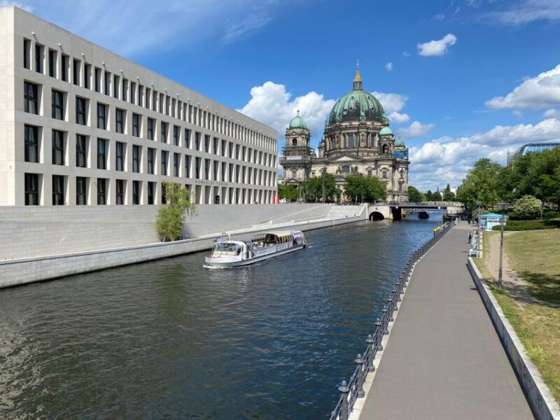 Berlin: 1-hour Electric River Cruise - Booking and Availability