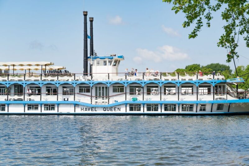 Berlin: 2-Hour Lake Oberhavel Cruise From Tegel - Accessibility and Amenities