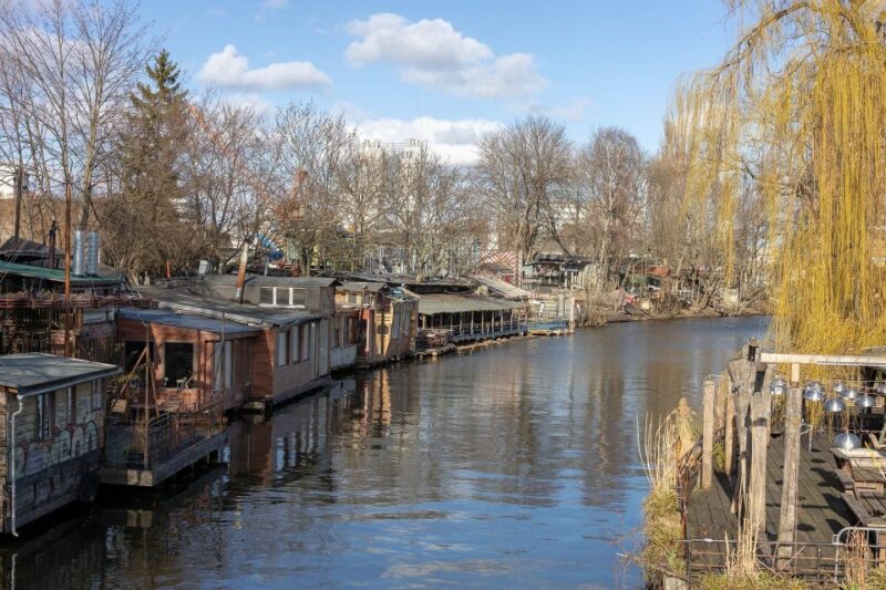 Berlin: 3-Hour Kreuzberg History Tour - Tour Highlights