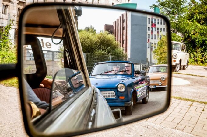 Berlin: 75-minute Trabi Safari - Exploring Berlins Iconic Sights
