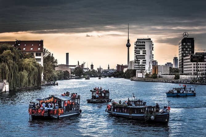 Berlin Architecture/River Spree Full Day Photography Tour - Schedule and Availability