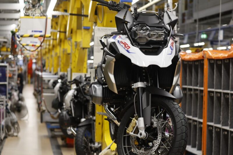 Berlin: BMW Plant Guided Tour - Key Points