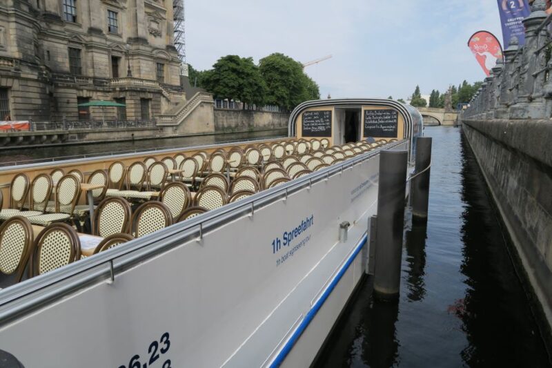 Berlin: Boat Sightseeing Cruise With Audioguide - Key Points